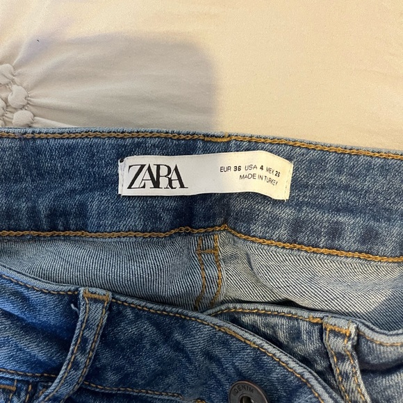 Zara jeans - Picture 2 of 2